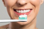 Chất tạo trắng sáng trong kem đánh răng có thể gây bệnh tiểu đường?